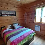 Au Calme Avec Terrasse, Acceptant Les Animaux, Parking Et Wi-fi Inclus - Fr-1-584-108 * Velle-sur-Moselle