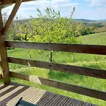 Au Calme Avec Terrasse, Acceptant Les Animaux, Parking Et Wi-fi Inclus - Fr-1-584-108 Prázdninový dům