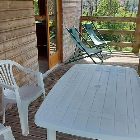 Au Calme Avec Terrasse, Acceptant Les Animaux, Parking Et Wi-fi Inclus - Fr-1-584-108 * Velle-sur-Moselle