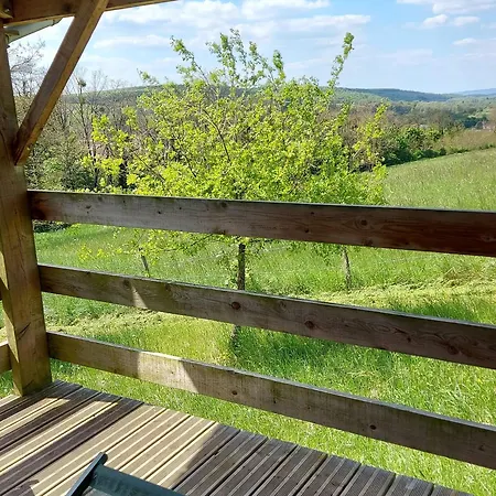 Au Calme Avec Terrasse, Acceptant Les Animaux, Parking Et Wi-fi Inclus - Fr-1-584-108 Сasa de vacaciones