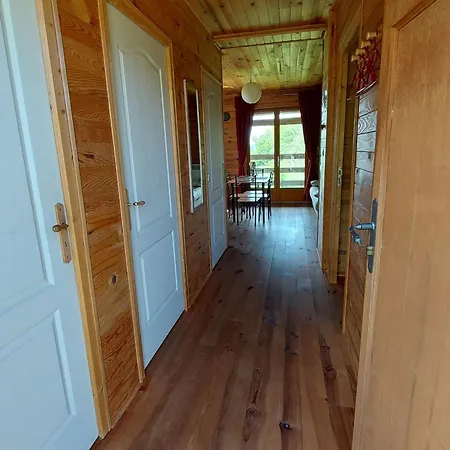 Holiday home Au Calme Avec Terrasse, Acceptant Les Animaux, Parking Et Wi-fi Inclus - Fr-1-584-108 *